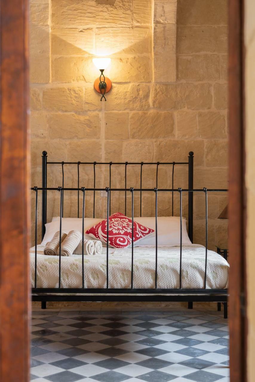 Għarb Mood Farmhouse B&B מראה חיצוני תמונה