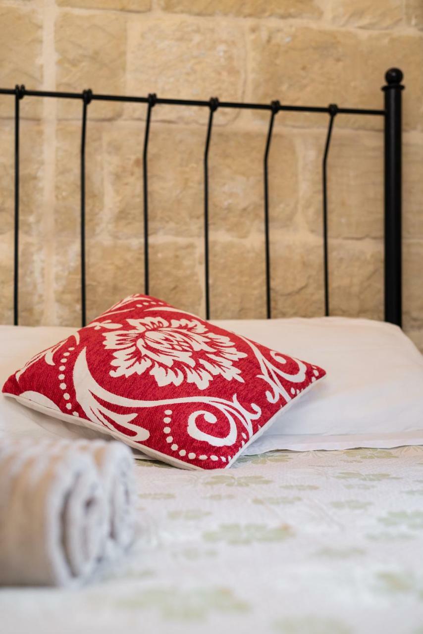 Għarb Mood Farmhouse B&B מראה חיצוני תמונה